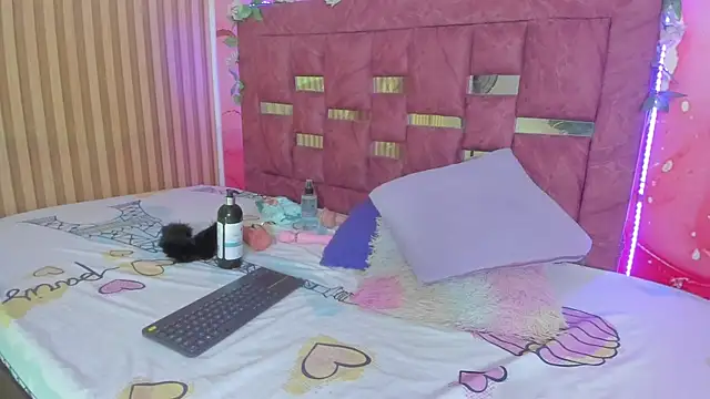 Daisy__rose webcam