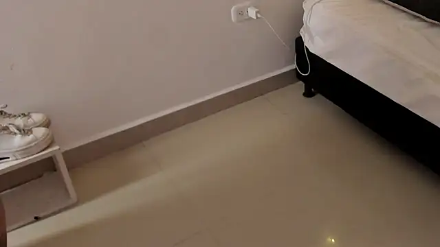 GrettaRouse live cam on StripChat