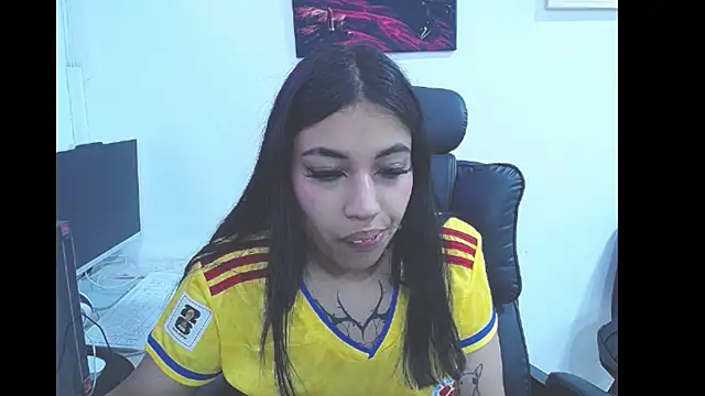 AryahMoonn webcam