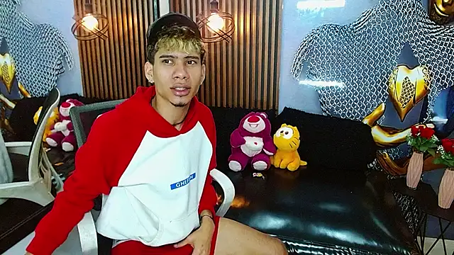 Skinny_cute_Alyer webcam