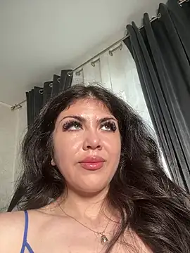 LoveYou2899 webcam