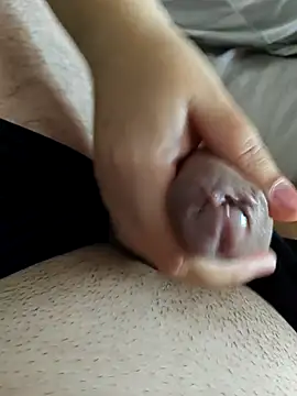 MadaamJizz_DickLewd webcam