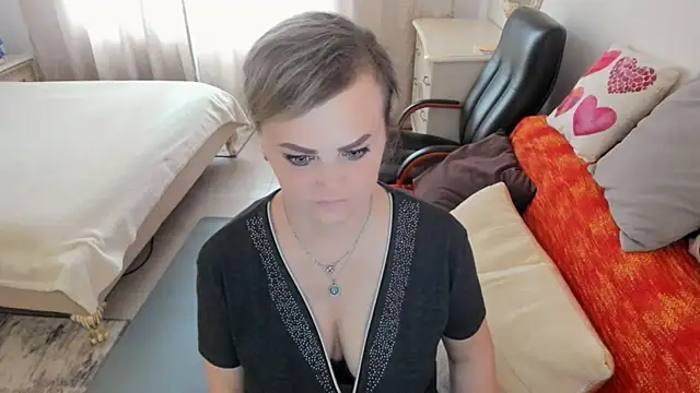 mildmature - MildMature's free webcam - UK Sex Cams