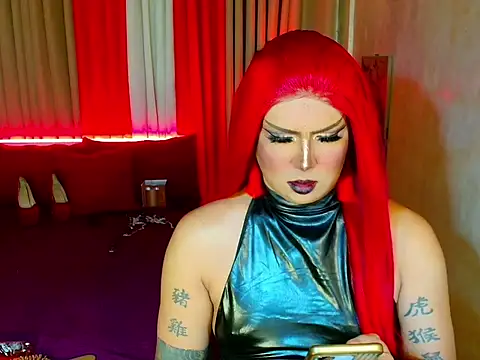 Wildest_Slave_Huntress webcam