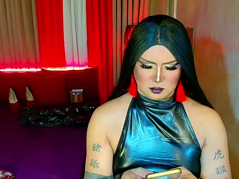 Wildest_Slave_Huntress webcam
