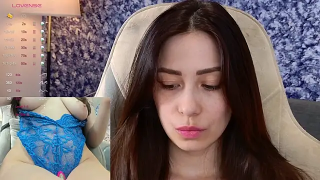 Miss_Mia_Murr live cam on StripChat
