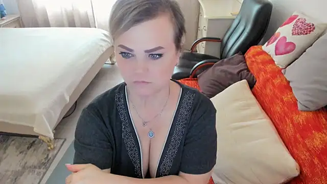 MildMature webcam