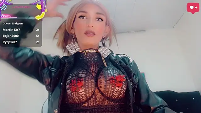Oriana_braom webcam