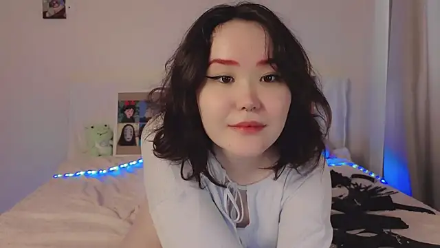 tsunade_chan webcam