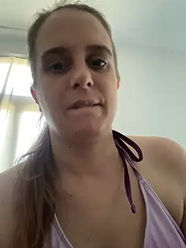 Chantalee webcam