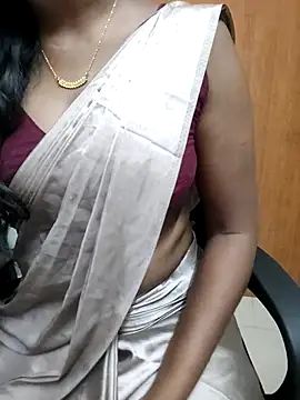 Tamilmallu-duskygirl03 webcam