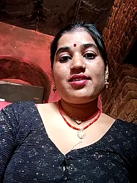Hot_kamla live cam on StripChat