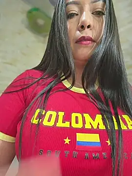 cami_ortiz__ webcam