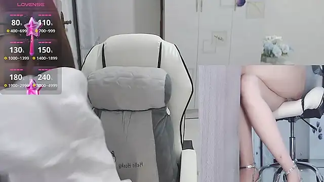 -orange_ webcam
