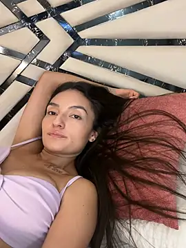 MiaKane99 webcam