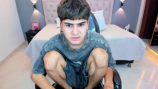 Tommy18__ webcam