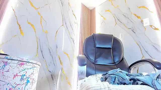 Marian_Cristal webcam