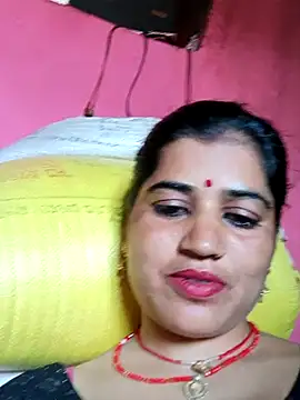 Hot_kamla