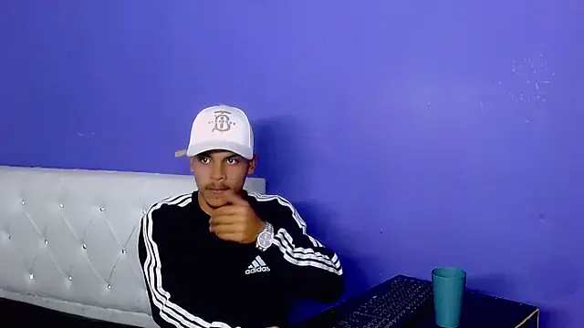 Angel_foxc13 webcam
