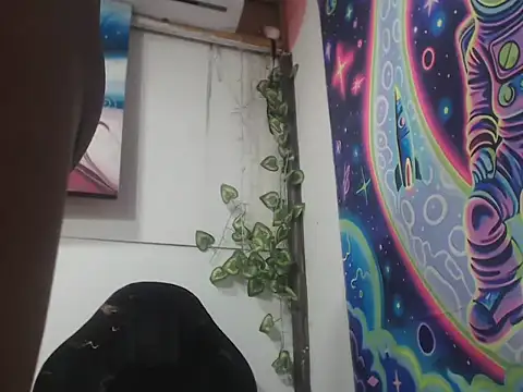 Estebanbigcock23 webcam