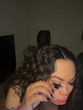 RenaThickAss live cam on StripChat