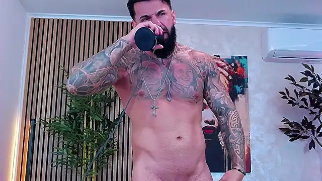 masterkingofmusclee webcam