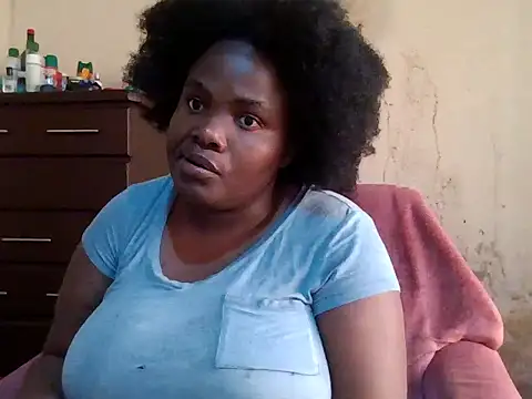 sexybigboobz live cam on StripChat