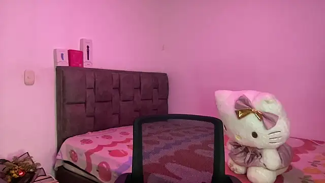 salome_polaniiee webcam