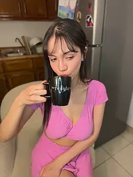 lost_wood19 Live Webcam on Stripchat