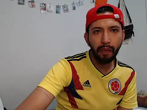 thomass1018 webcam