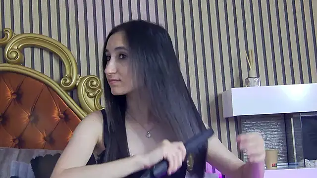 CarolinaBlair live cam on StripChat