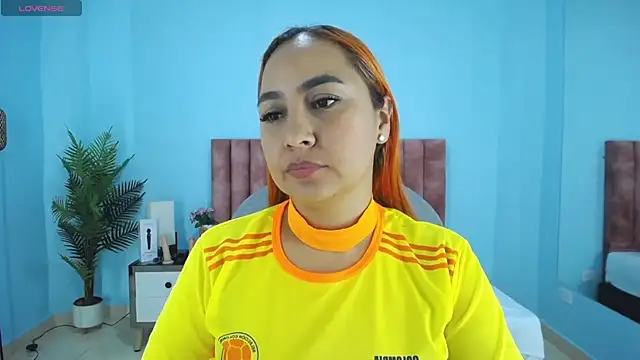 nana_levy webcam
