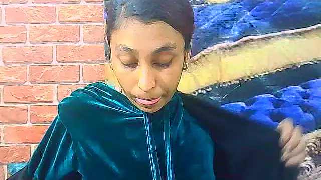 IndianSexyButt live cam on StripChat