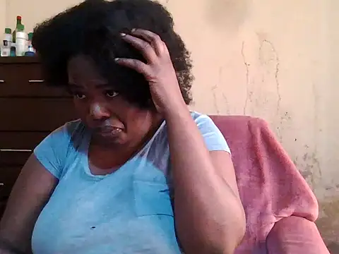 sexybigboobz live cam on StripChat