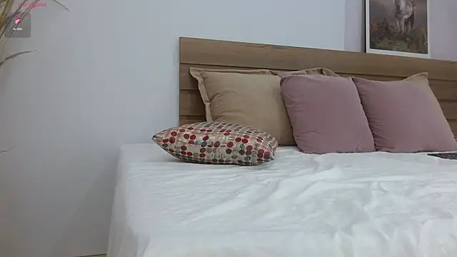 kimara_lion webcam