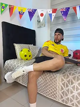 Thiago_Hill live cam on StripChat