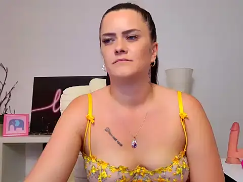 NicolSparkleX webcam