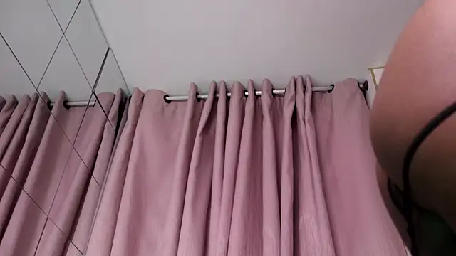 justnala_ live cam on StripChat