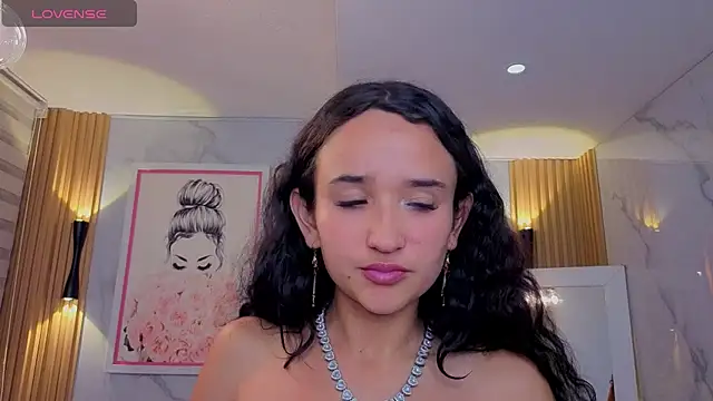 bella_vibess_s webcam