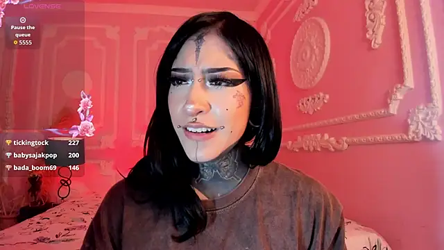 Kat_VonDe webcam