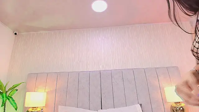 Tesalove_606 webcam