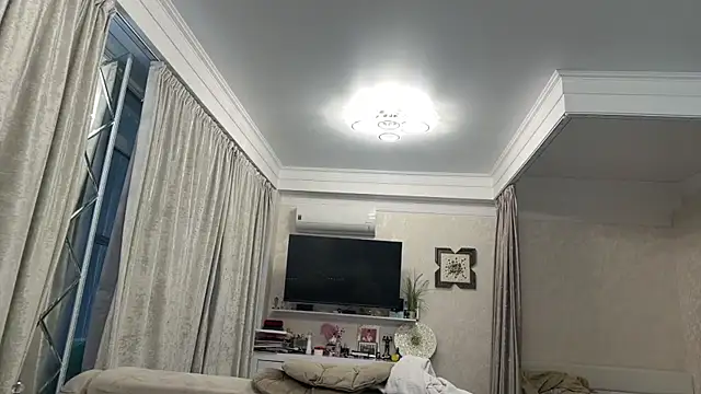 selena_favn webcam