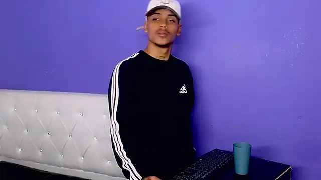 Angel_foxc13 webcam