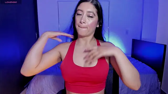 MeganWhite3 live cam on StripChat