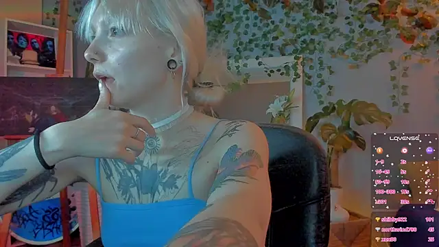 tattoo_art_baby webcam
