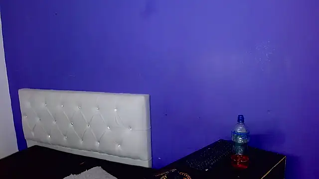 Angel_foxc13 webcam