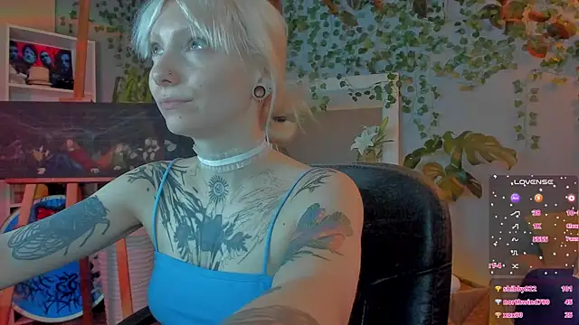 tattoo_art_baby webcam