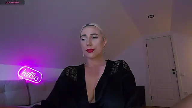 KhloeK webcam