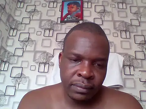 Chumba_001 live cam on StripChat