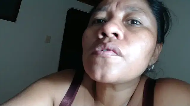 adrixxx38 webcam